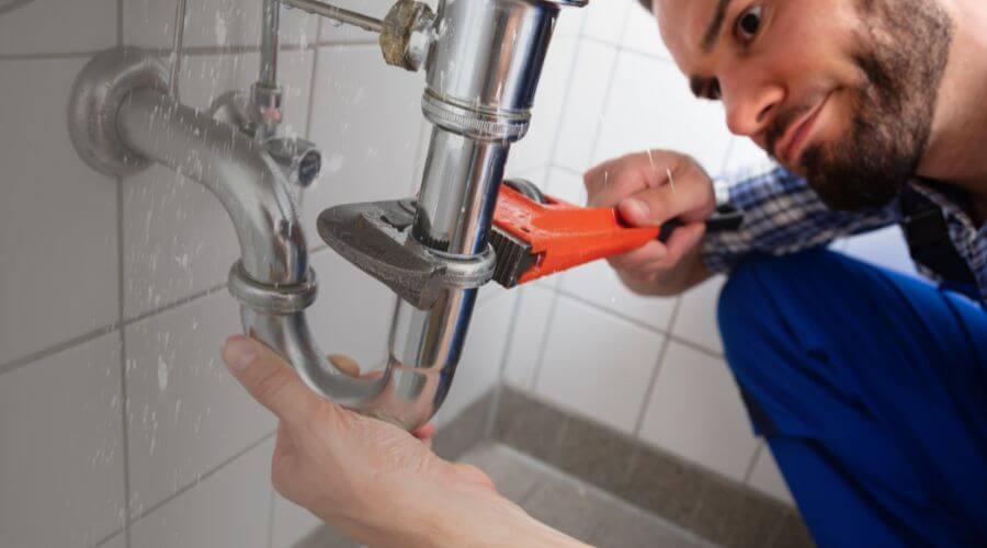 Professional same day plumber services in Oskaloosa, IA